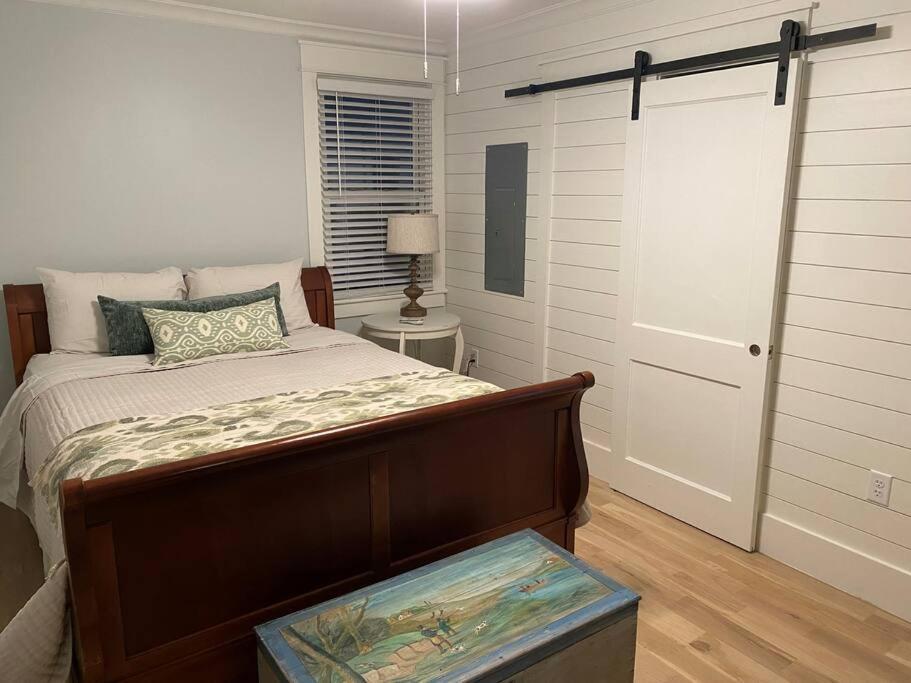 Walk To Bay Street And Historic Downtown Beaufort! Close To Parris Island Mcrd!! Экстерьер фото